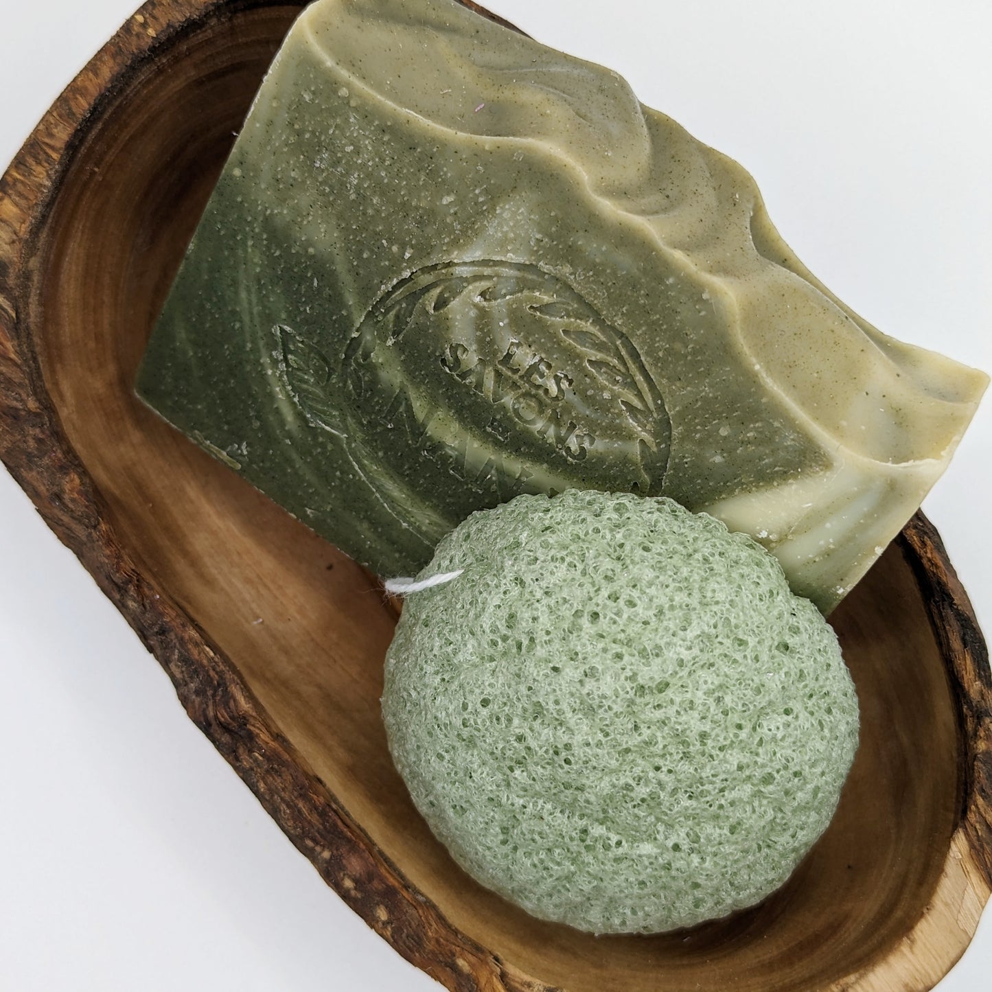 Eponge Konjac pour le visage - Les Savons de Nana